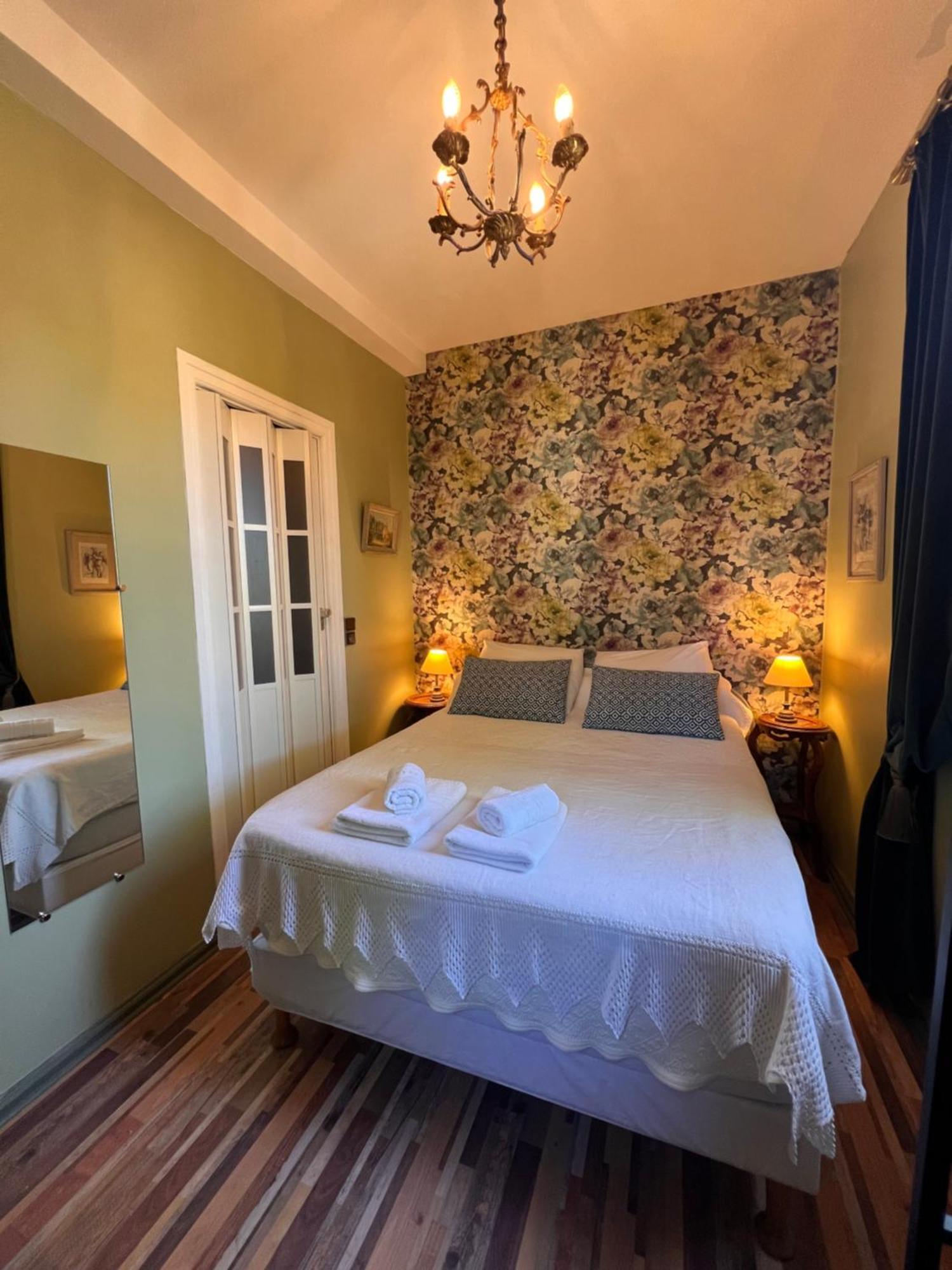Hotel Le Ponteil Antibes Bagian luar foto